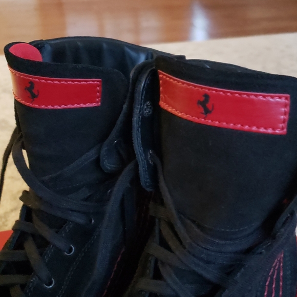 Tod's Ferrari Boots - Picture 2 of 11